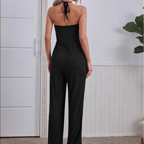 ✌🏼 #1309 Halter Peeka Tie Boo Back Jumpsuit - Picture 4 of 13